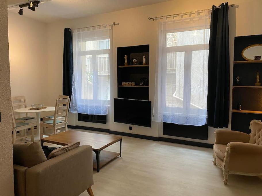 L'Augusteum Apartment Nimes Bagian luar foto