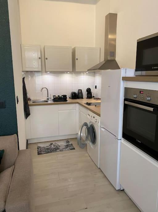 L'Augusteum Apartment Nimes Bagian luar foto